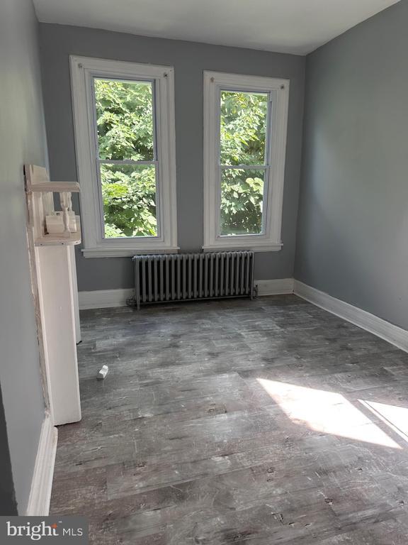 Photo - 2343 N Woodstock St