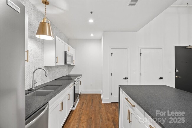 Photo - 310 Arlington Ave Unidad 219