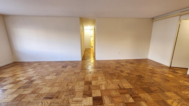 Photo - 16 Monmouth Ct Apartments Unit 220