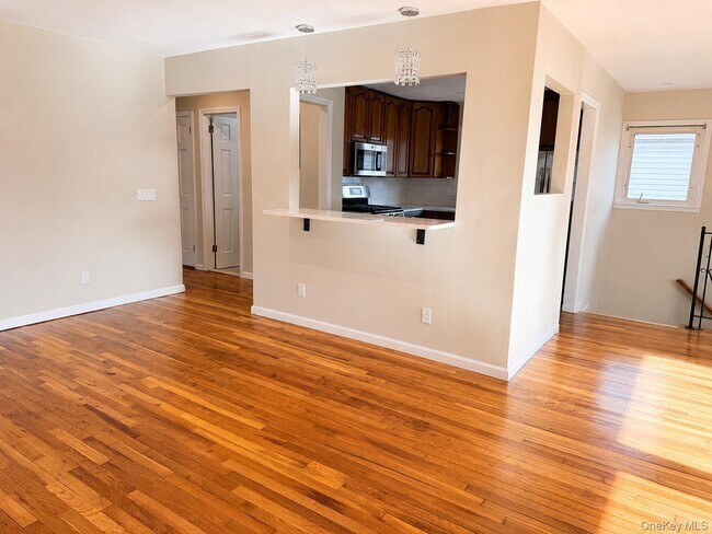 35 Gibson Blvd