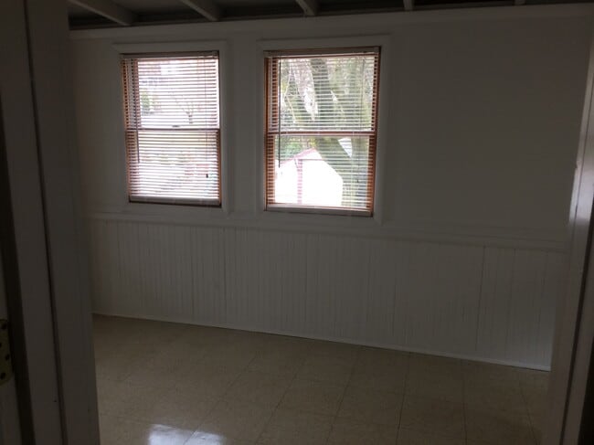 Photo - 47 Conger Ave Unidad 47 Conger Ave