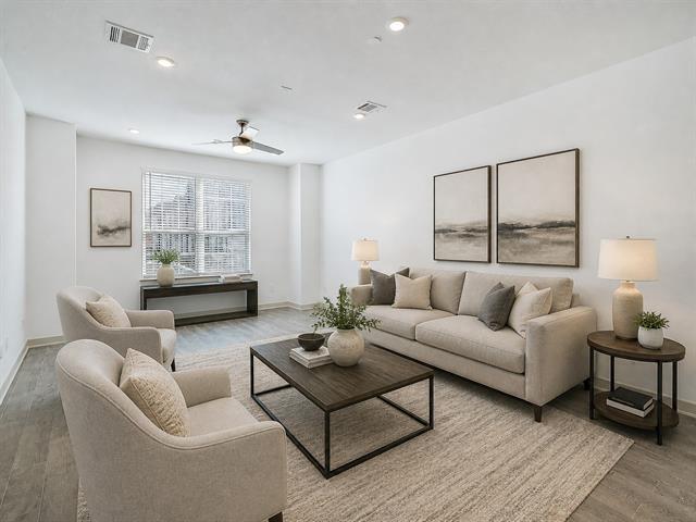 Photo - 563 Eiseley Dr