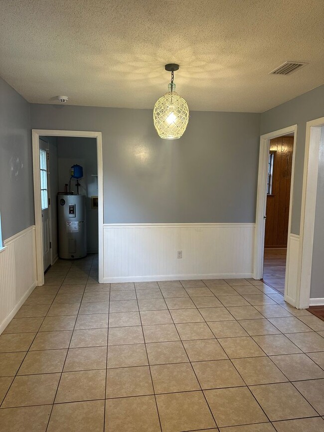 Photo - FOR RENT 3 Bed 2 bath home