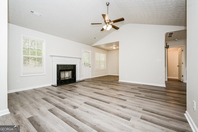 Photo - 80 E Lawn Ct