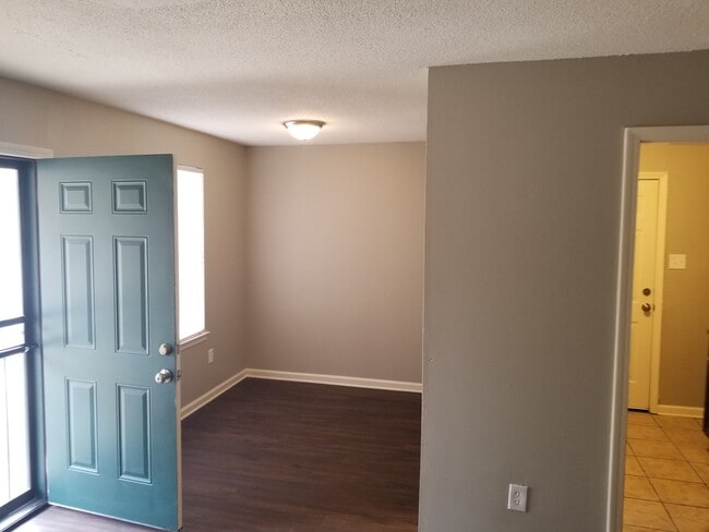 2859-61 Baskin st. Memphis, Tn. 38127