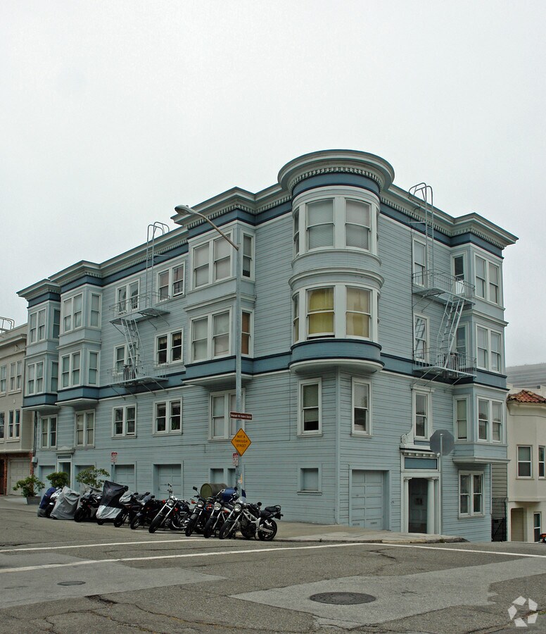 Photo - 1158-1170 Montgomery St Apartments
