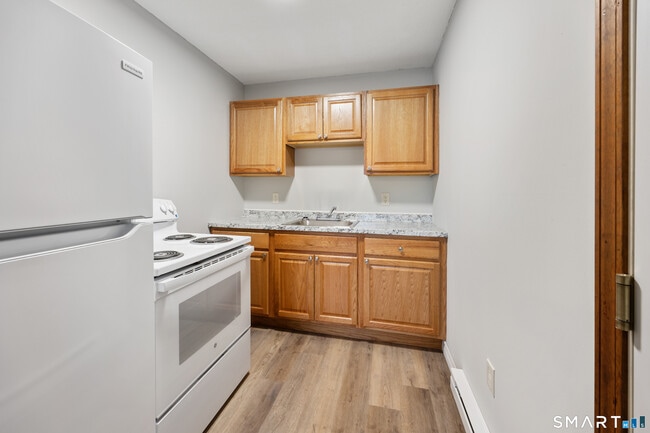 Photo - 46 N Cherry St