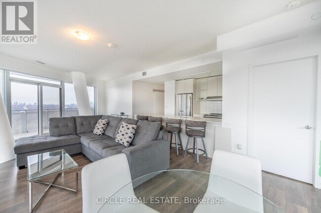 Photo - 2520 Eglinton Ave W Unité 1206