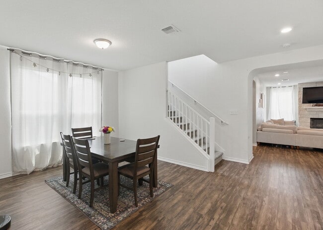 Photo - A Cibolo Stunner in Landmark Pointe!