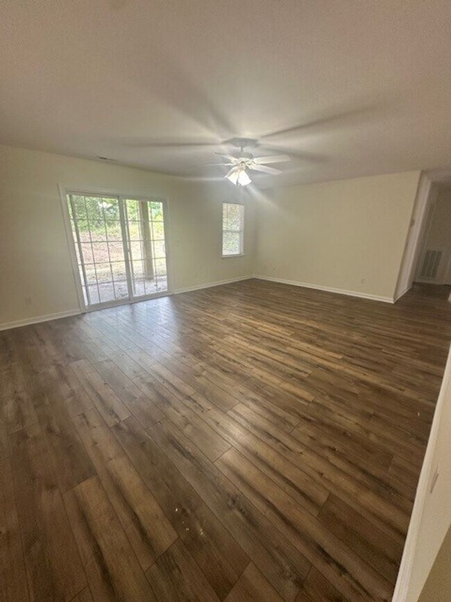 Photo - 3 Bedroom Condo