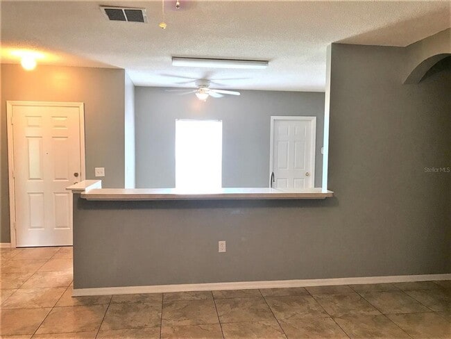 120 Nicholas Ct