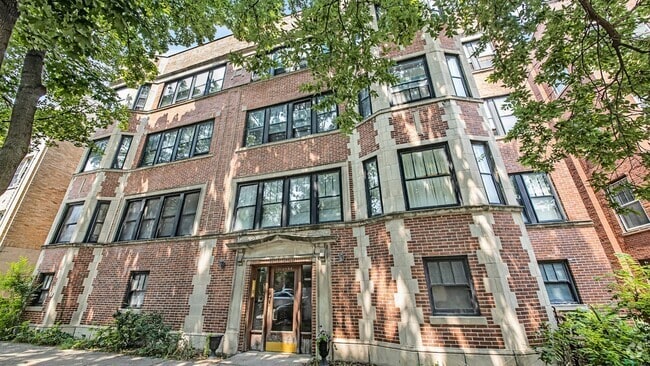 Building Photo - 1348 E Hyde Park Blvd Unit 2 Rental