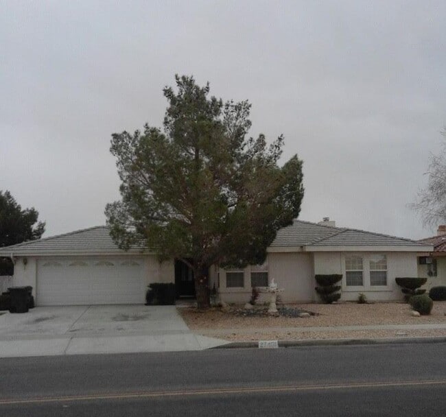 Photo - 27401 Lakeview Dr
