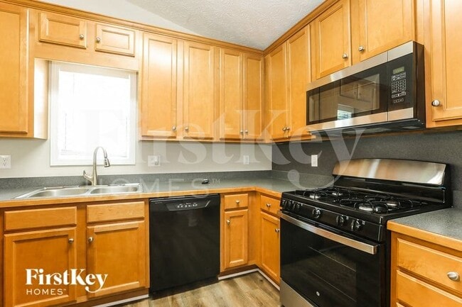 Photo - 189 Waters Edge Dr