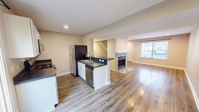 Photo - 5078 Stoneybrook Blvd