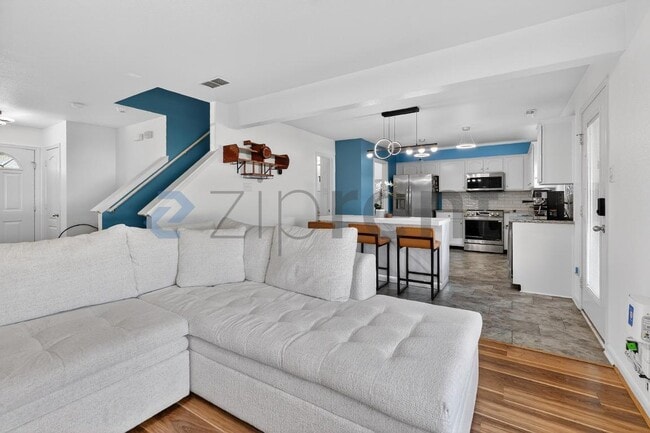 Photo - 504 Zander Woods Ct