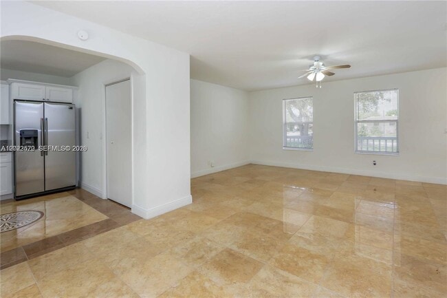 Photo - 200 SW 64th Way