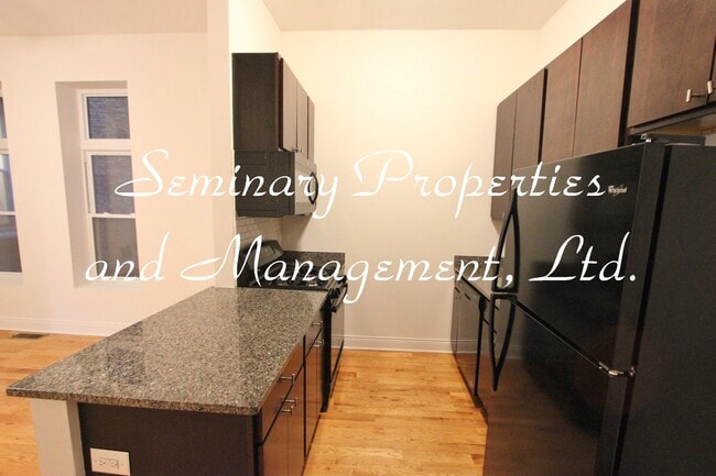 Photo - 4502-04 N Paulina