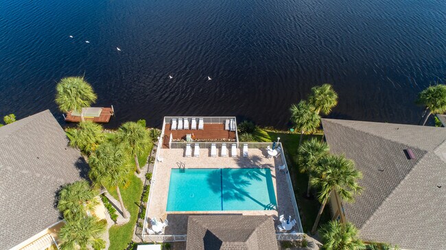 Photo - Mainsail III - 2 bedroom 2 bath furnished -ANNUAL RENTAL $1875-Available NOW Unit 1014