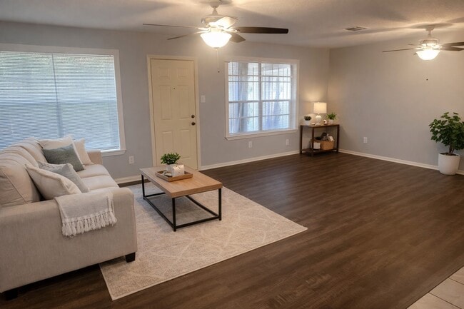 Photo - 1202 Twining Oaks Ln