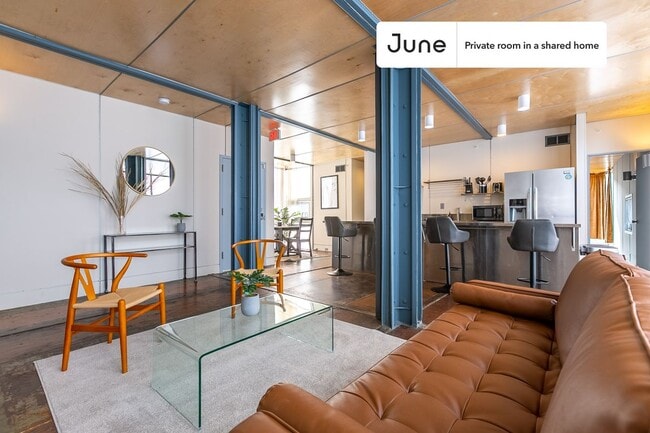 Photo - Room in Shared 6 bed/6 bath home Unidad 2B