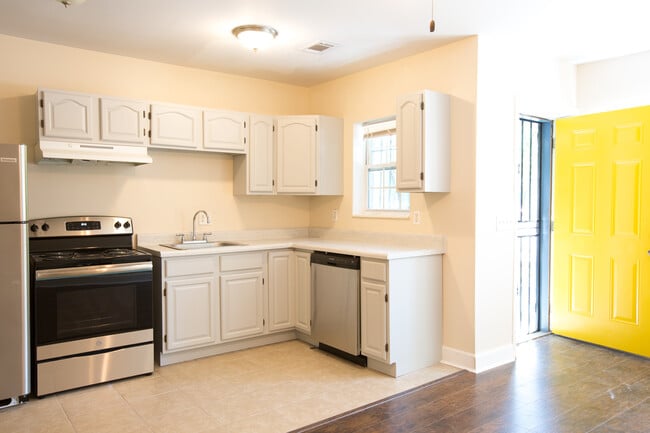 Photo - 361 Joseph E. Lowery Blvd NW