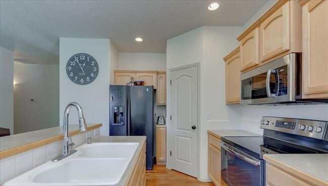 Photo - Charming 3-Bedroom, 2-Bath Home – Landscaping Included! Great location to downtown Boise