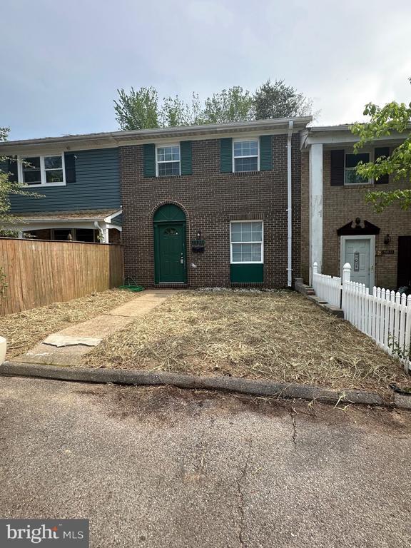 Photo - 46837 Flower Dr Townhome