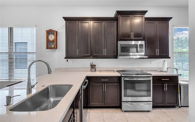 Photo - 3274 W 96 Pl