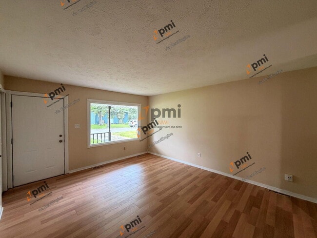 Photo - 7726 Durbin St