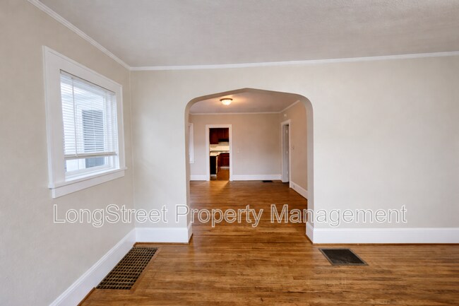 Photo - 634 SW Grant St. Unit 1