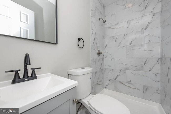 Photo - 3300 Ravenwood Ave Unidad 3300 Ravenwood Ave 2