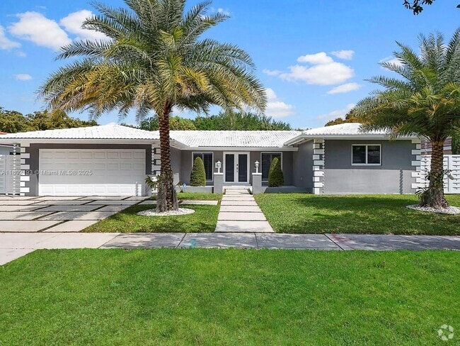 Building Photo - 6951 Miami Lakeway S Rental
