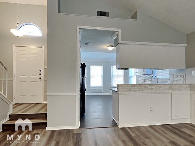 Photo - 4628 Feathercrest Dr