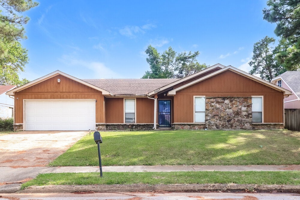 Photo - 6683 Beaverlodge Dr