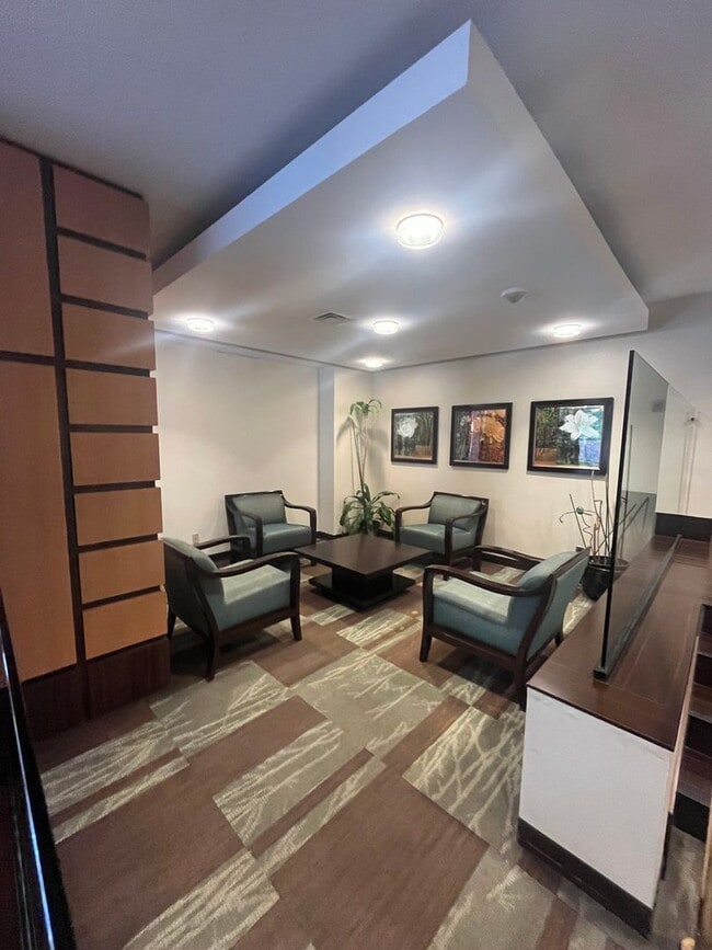 Photo - 307 Yoakum Pkwy Unidad 307 Yoakum Parkway #809