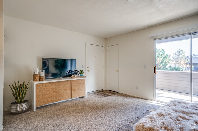 1BR, 1BA - 654SF - Woodcrest