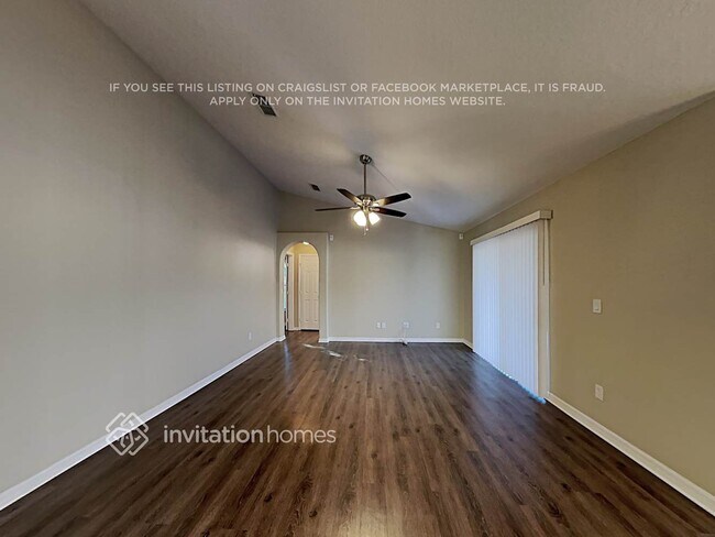 Photo - 958 Chamberlin Trail