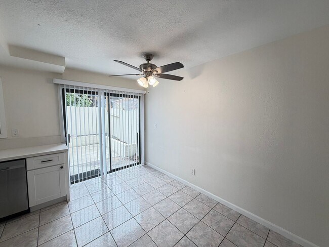 Photo - 2BR/1.5BA Condo in the heart of Oceanside