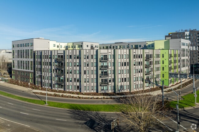 Building Photo - The Standard at Eugene