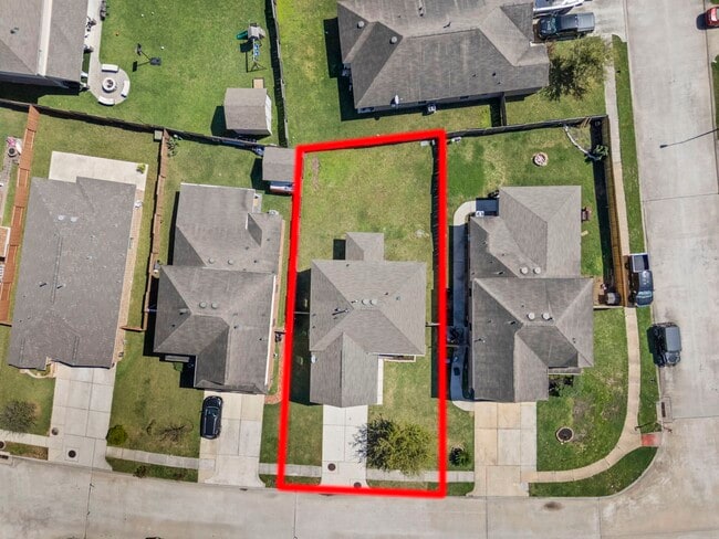 Photo - 9006 Sasson Blvd