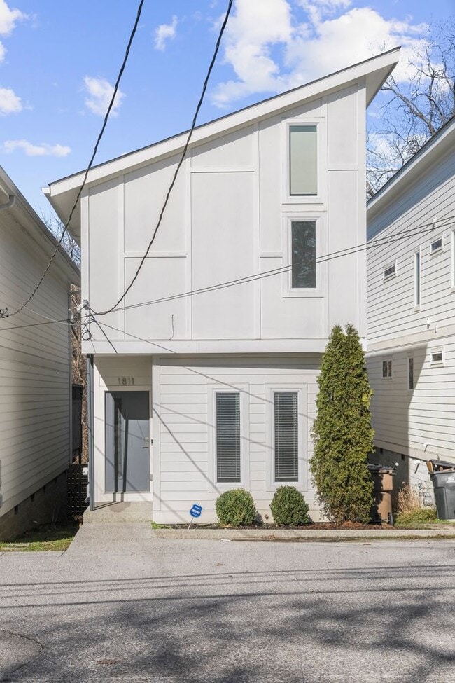 Photo - Modern 3 bedroom Home in East Nashville Close to the Most Popular Places in Nashville!