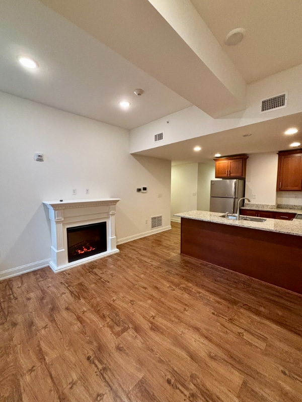 Building Photo - 591 Terrace Park Rental