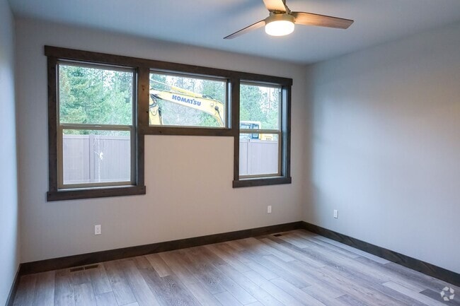 Building Photo - 14066 Rainier Loop Unit 55+  Living in this 2 bedroom home