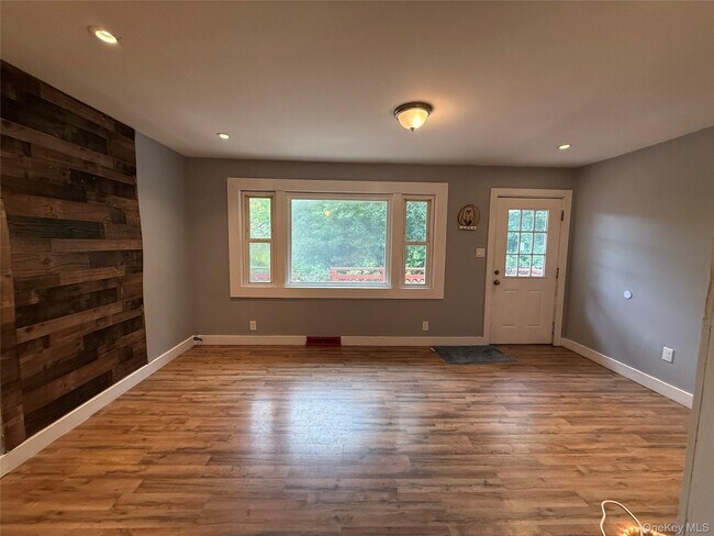 Photo - 2250 NY-302 Unit 1