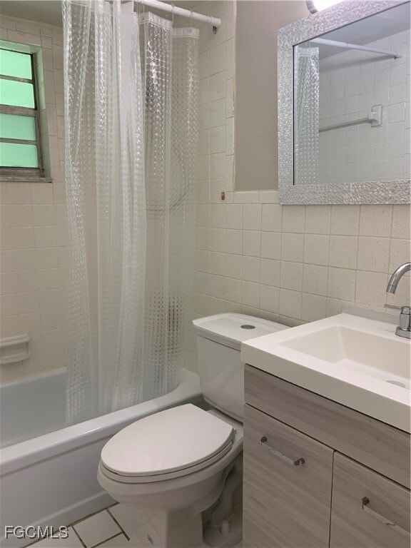 Photo - 815 Courtington Ln Unit 2