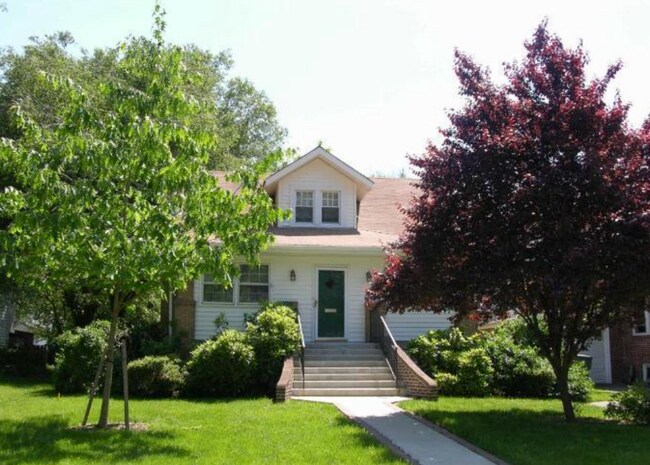 Photo - 4703 Harvard Rd