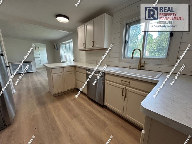Photo - Charming 2-Bedroom Home with Bonus Room – ...