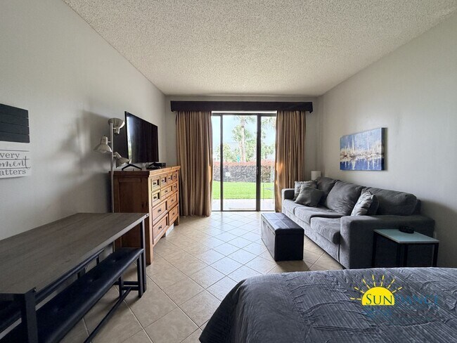 Photo - Fully Furnished Condo Unit in Fort Walton Beach!