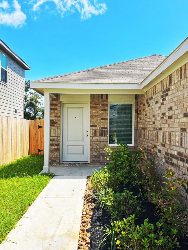 Photo - 14704 S Ascot Bnd Cir